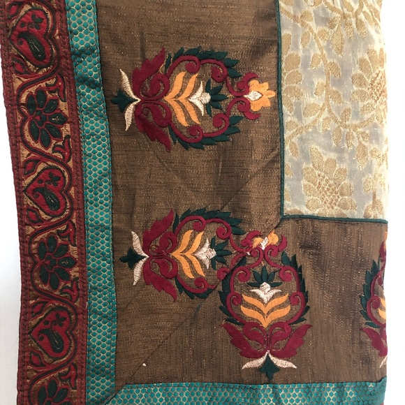 Saree muted-gold tissue-organza bright machine embroidery border NWOT - Picture 9 of 9